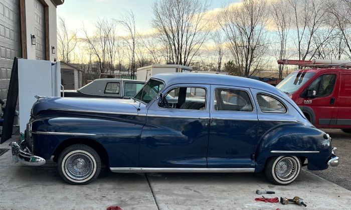 Unknown-Deluxe-1947-Blue-Gray-4