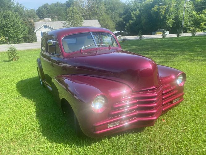 Unknown-Deluxe-1947-Red-13