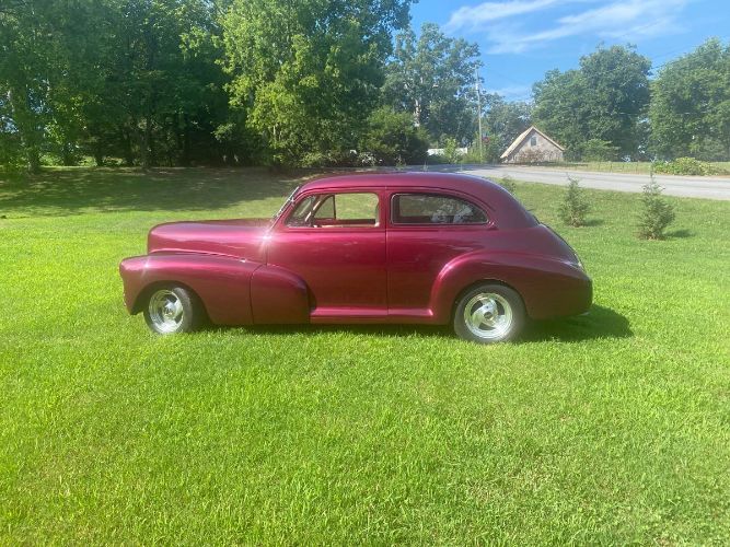 Unknown-Deluxe-1947-Red-20