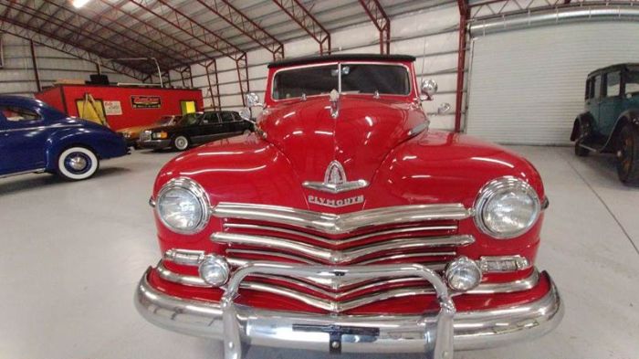 Unknown-Deluxe-1947-Red-Red-9