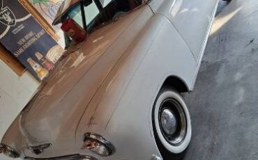 Unknown-Deluxe-1949-White-3