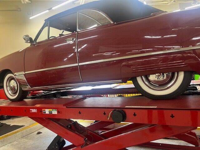 Unknown-Deluxe-1950-Matador-Red-RedBlack-Leather