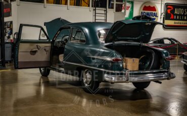 Unknown-Deluxe-1951-Green-Brown-1