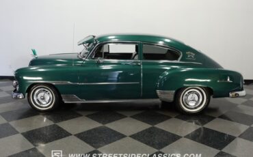 Unknown-Deluxe-1951-Green-Green-1