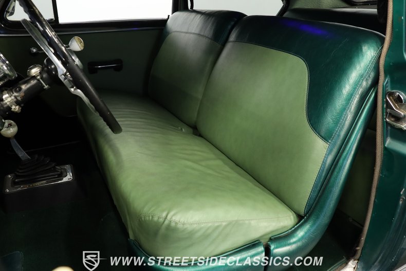 Unknown-Deluxe-1951-Green-Green-12