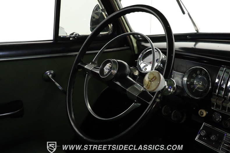 Unknown-Deluxe-1951-Green-Green-14