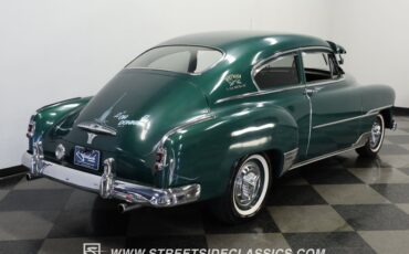 Unknown-Deluxe-1951-Green-Green-19