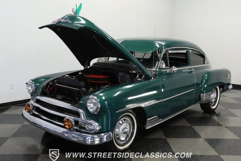 Unknown-Deluxe-1951-Green-Green-35