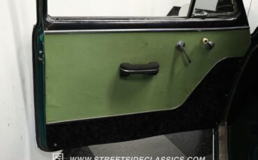 Unknown-Deluxe-1951-Green-Green-39