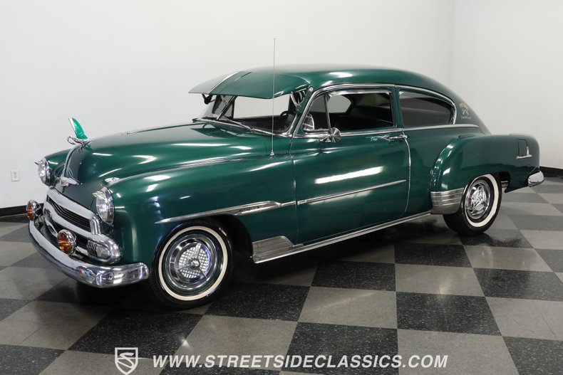 Unknown-Deluxe-1951-Green-Green-4
