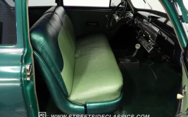 Unknown-Deluxe-1951-Green-Green-46