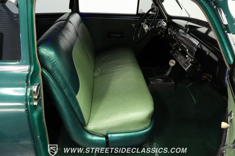 Unknown-Deluxe-1951-Green-Green-46
