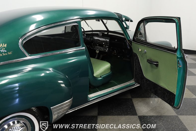 Unknown-Deluxe-1951-Green-Green-48