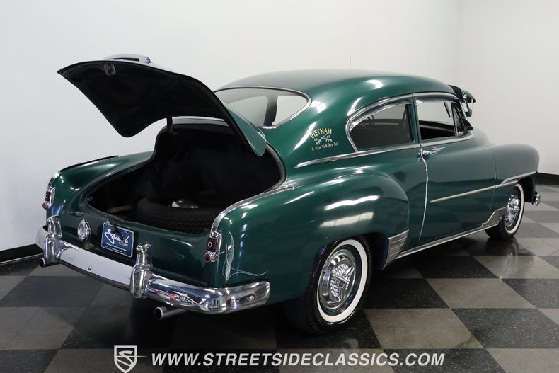 Unknown-Deluxe-1951-Green-Green-49
