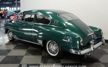 Unknown-Deluxe-1951-Green-Green-8