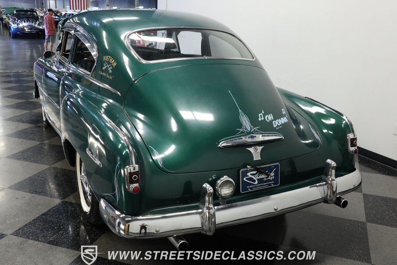 Unknown-Deluxe-1951-Green-Green-9