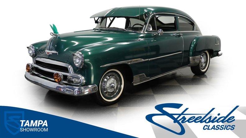 Unknown-Deluxe-1951-Green-Green
