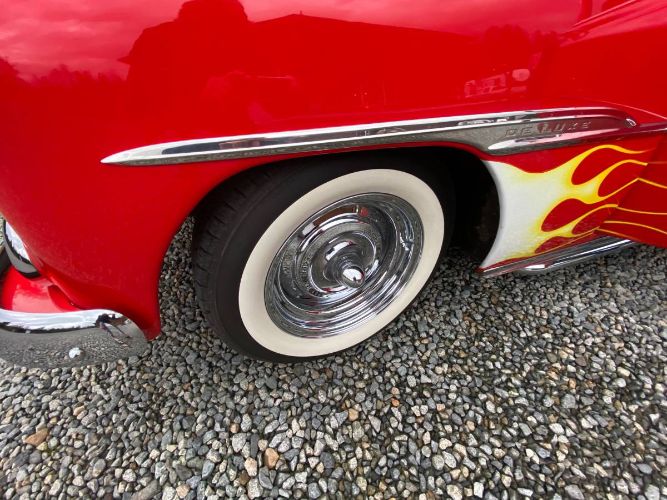Unknown-Deluxe-1951-Red-4