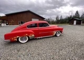 Unknown-Deluxe-1951-Red-7