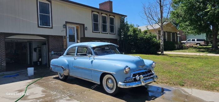 Unknown-Deluxe-1952-Blue