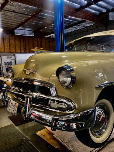 Unknown-Deluxe-1952-Brown-11