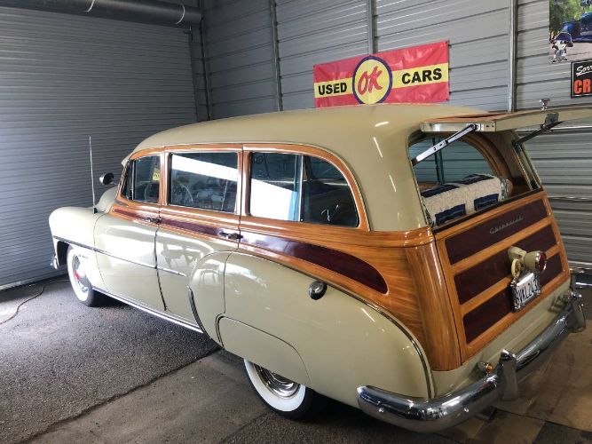 Unknown-Deluxe-1952-Brown-14