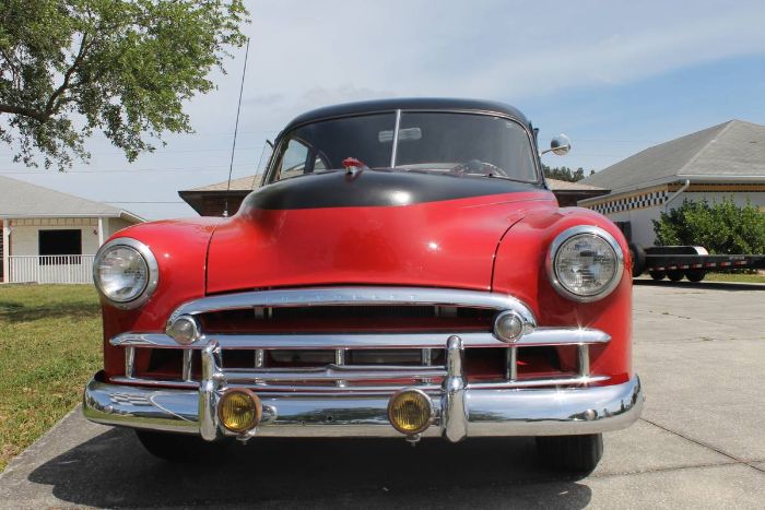Unknown-Deluxe-1952-Red-1