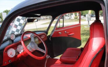 Unknown-Deluxe-1952-Red-11
