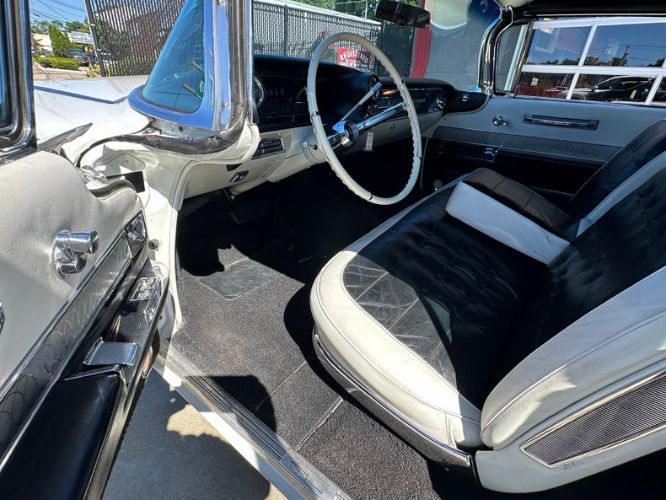 Unknown-Deville-1960-Olympic-White-BlackWhite-27