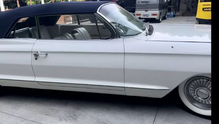 Unknown-Deville-1962-White-10