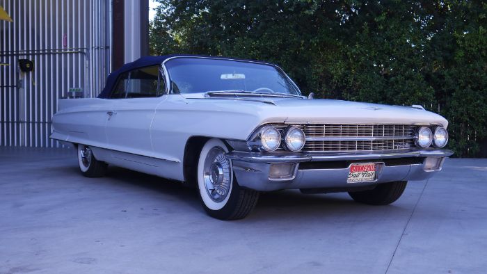 Unknown-Deville-1962-White-14