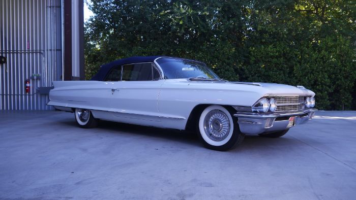 Unknown-Deville-1962-White-15