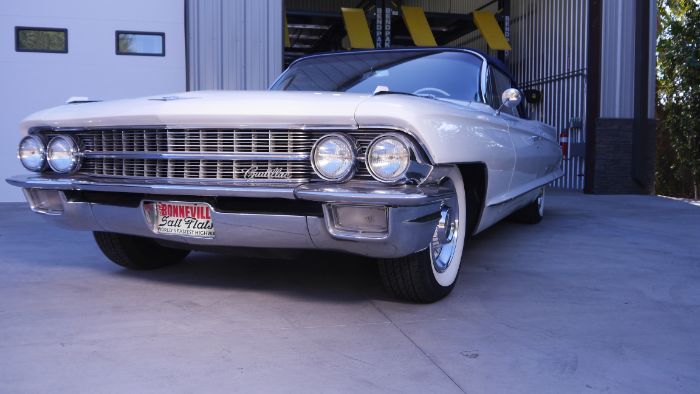 Unknown-Deville-1962-White-3
