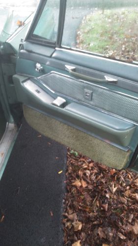 Unknown-Deville-1965-Green-23
