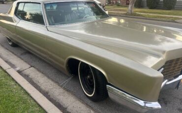 Unknown-Deville-1969-10