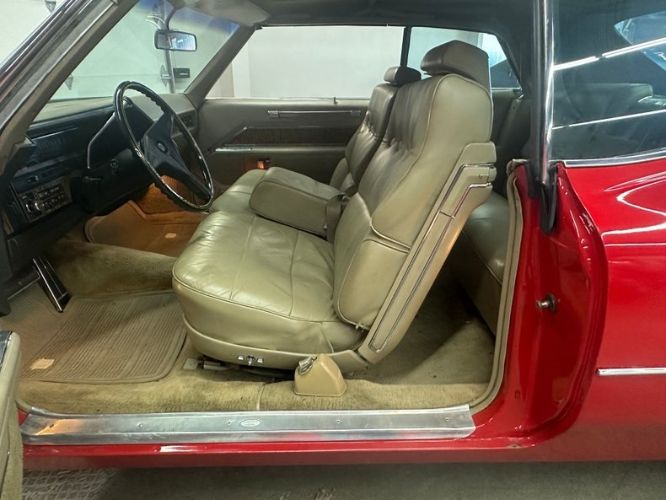 Unknown-Deville-1970-Bright-Red-Tan-Top-Tan-Leather-16