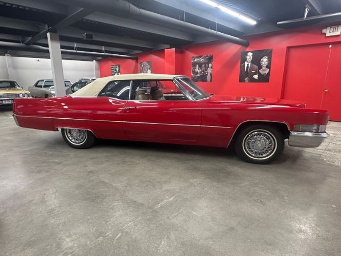 Unknown-Deville-1970-Bright-Red-Tan-Top-Tan-Leather-9