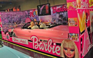 Unknown-Deville-1970-Pink-WHITE-3
