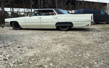Unknown-Deville-1970-White-1