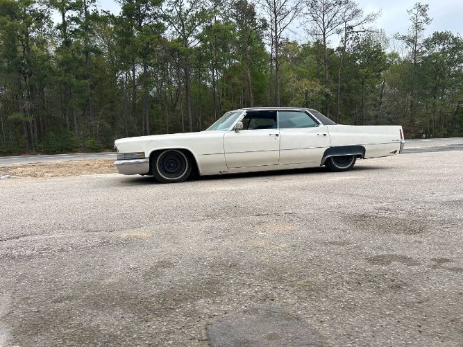 Unknown-Deville-1970-White-9