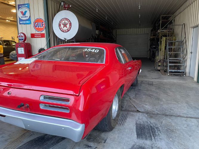 Unknown-Duster-1970-3