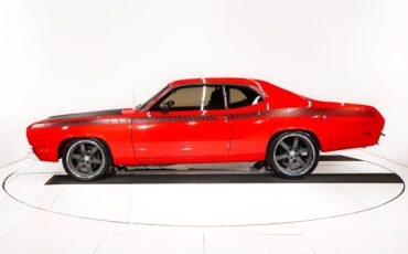 Unknown-Duster-1970-TorRed-Black-35
