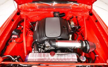 Unknown-Duster-1970-TorRed-Black-4