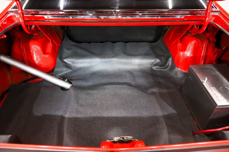 Unknown-Duster-1970-TorRed-Black-44