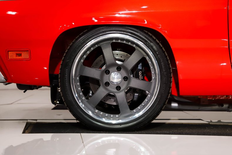 Unknown-Duster-1970-TorRed-Black-48