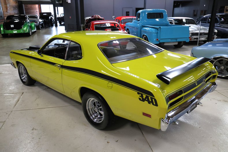 Unknown-Duster-1971-Curious-Yellow-Tan-43