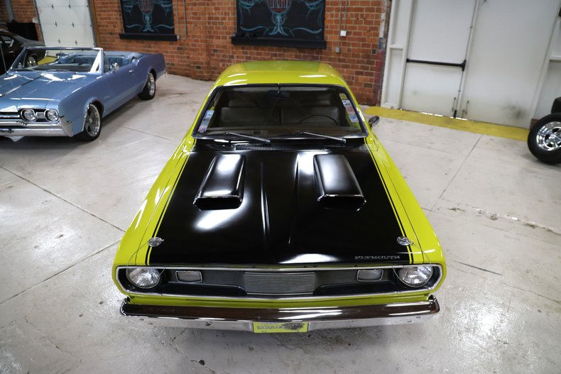 Unknown-Duster-1971-Curious-Yellow-Tan-6