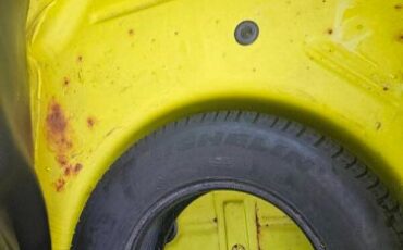Unknown-Duster-1971-Yellow-Black-3