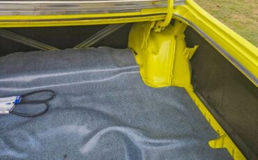 Unknown-Duster-1971-Yellow-Black-4
