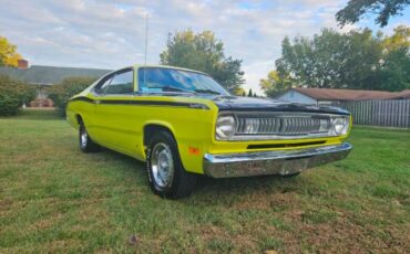 Unknown-Duster-1971-Yellow-Black-9